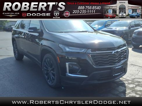 Used 2023 Chevrolet Traverse RS AWD/4WD image 1