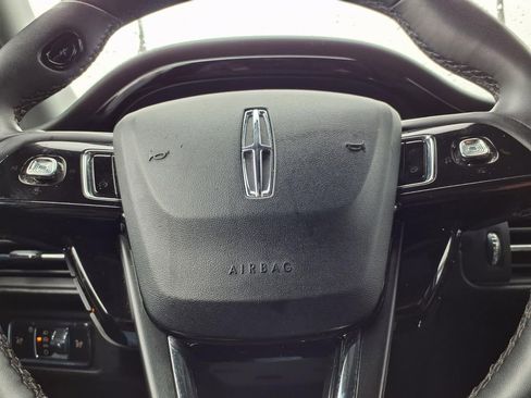 Used 2022 Lincoln Corsair AWD w/ Equipment Group 101A image 14