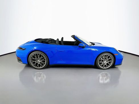 Certified 2025 Porsche 911 Carrera RWD image 39