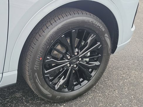 New 2026 Ford Escape ST-Line Elite image 9