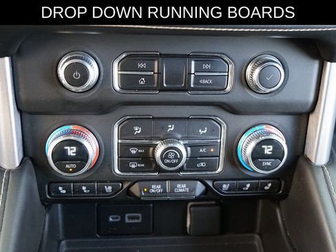 Used 2023 GMC Yukon SLT image 29