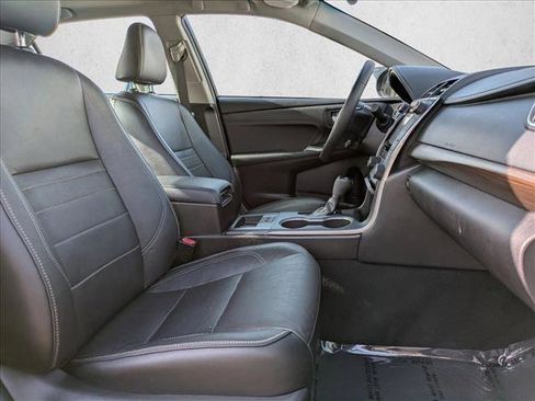 Used 2017 Toyota Camry XLE image 22