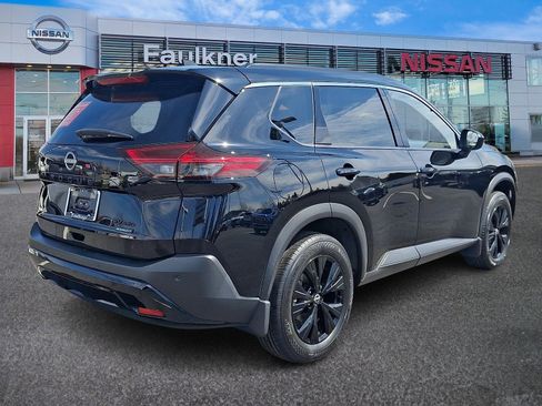 Certified 2023 Nissan Rogue SV w/ SV Premium B Package image 6