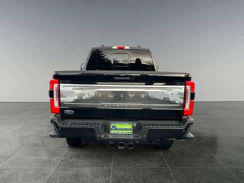 Used 2023 Ford F350 Limited image 6