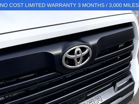 Used 2022 Toyota Tundra SR5 w/ SR5 Convenience Package image 28