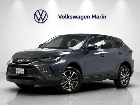 Used 2023 Toyota Venza LE AWD/4WD image 1