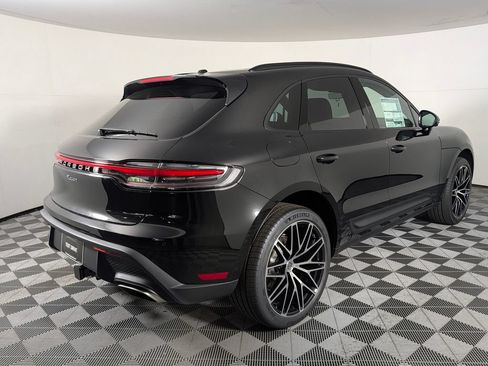 New 2026 Porsche Macan AWD/4WD image 7
