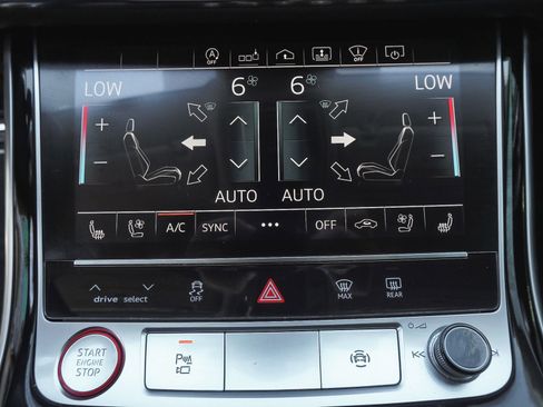 Used 2020 Audi S8 L w/ S8 Executive Package AWD/4WD image 26