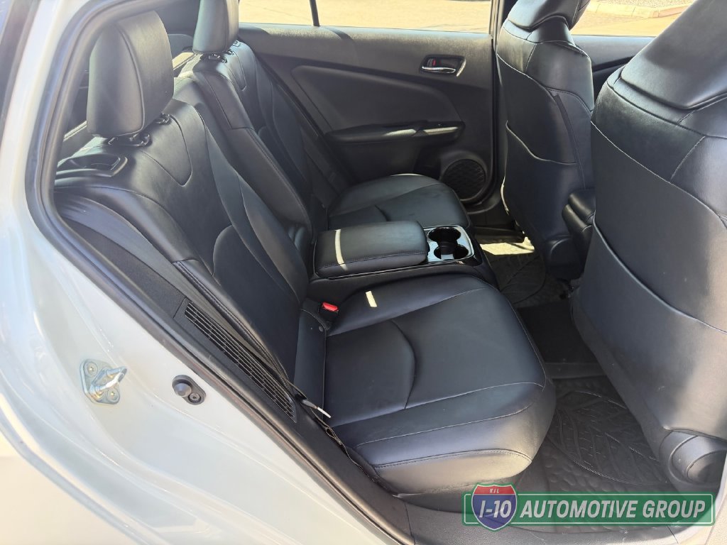 Used 2017 Toyota Prius Prime Advanced FWD image 29