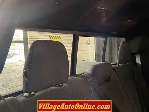 Used 2023 RAM 1500 Big Horn AWD/4WD image 37