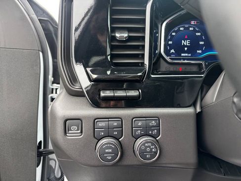 Certified 2025 Chevrolet Silverado 1500 ZR2 w/ Technology Package image 24