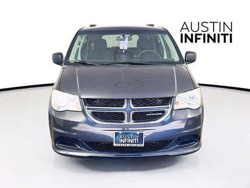 Used 2012 Dodge Grand Caravan SXT image 2