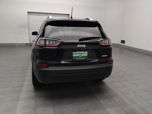 Used 2019 Jeep Cherokee Latitude w/ Popular Appearance Group image 6