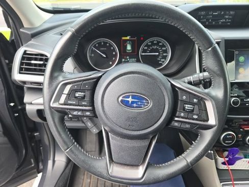 Used 2023 Subaru Forester Premium AWD/4WD image 3
