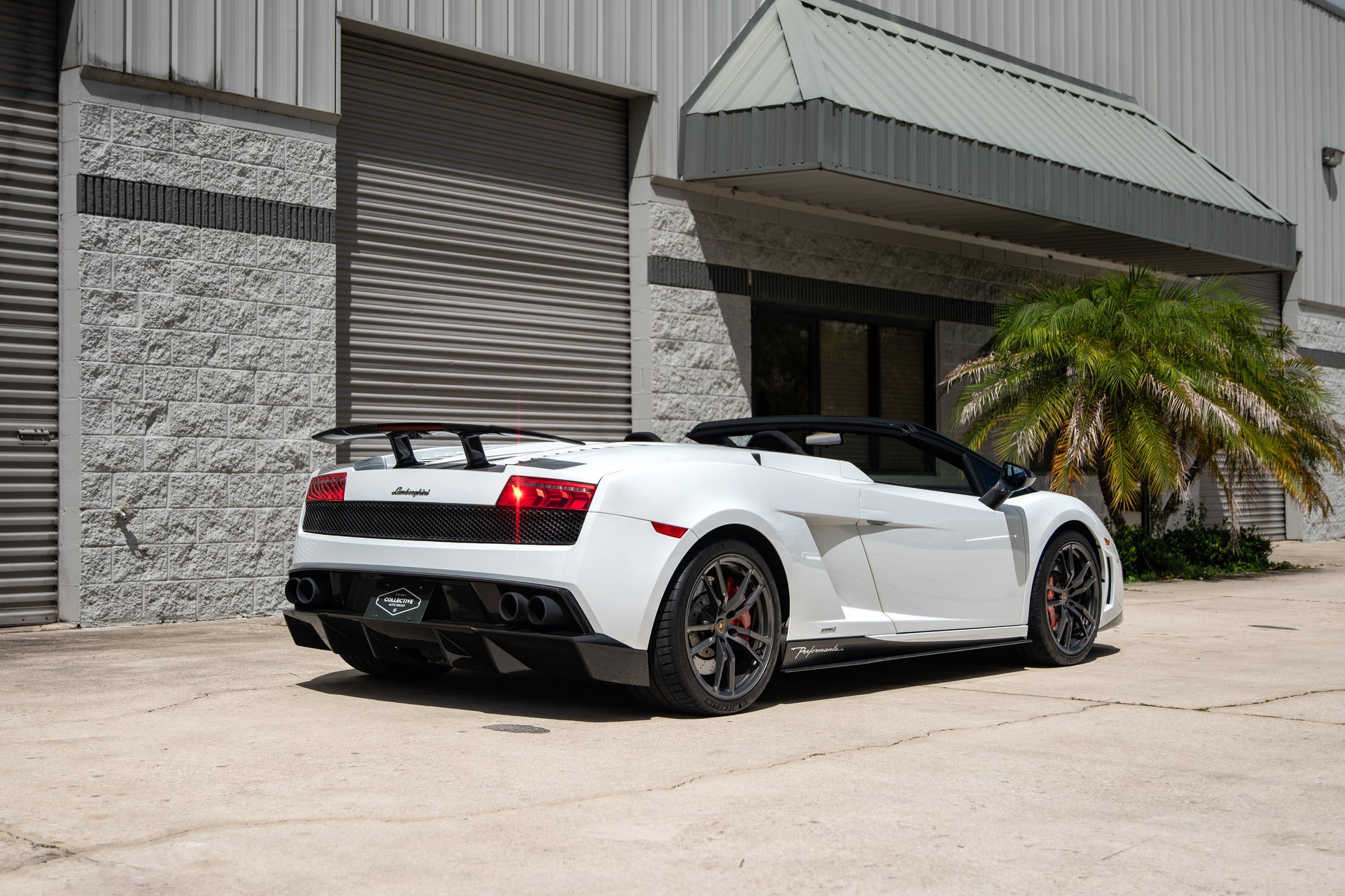 Used 2013 Lamborghini Gallardo LP 570-4 Performante AWD/4WD image 7
