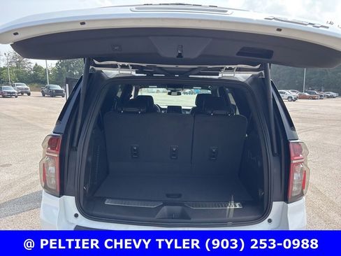 Used 2024 Chevrolet Tahoe RST w/ Luxury Package RWD image 22