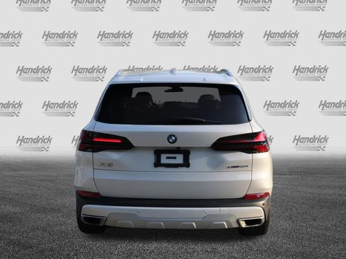 Used 2024 BMW X5 xDrive40i w/ Premium Package image 8