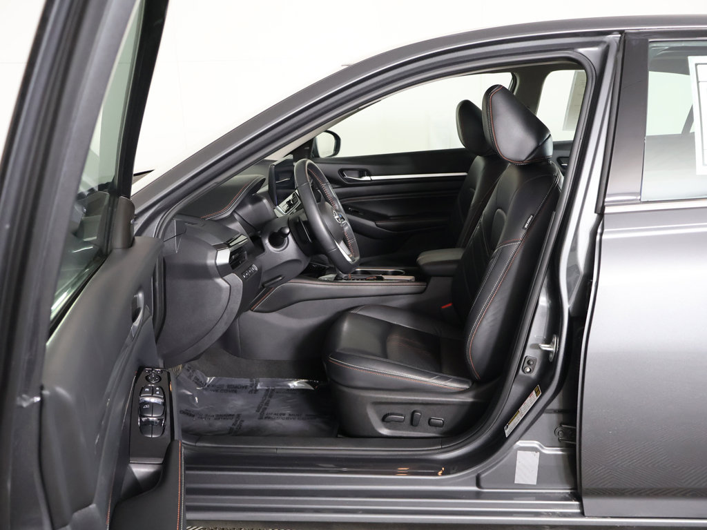Used 2023 Nissan Altima 2.0 SR FWD image 30