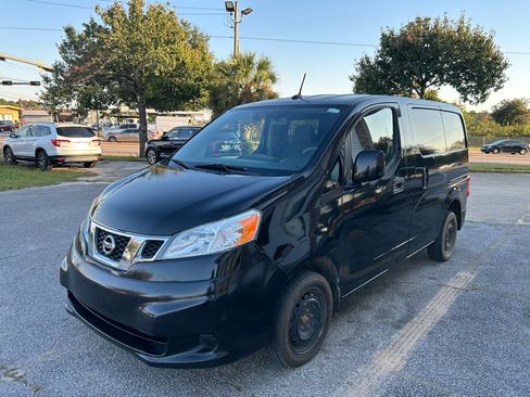 Used 2015 Nissan NV200 SV w/ Technology Package image 3