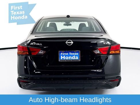 Used 2024 Nissan Altima 2.5 SV image 6