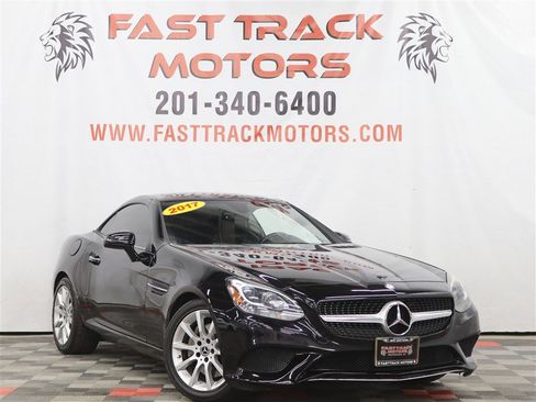 Used 2017 Mercedes-Benz SLC 300 image 3