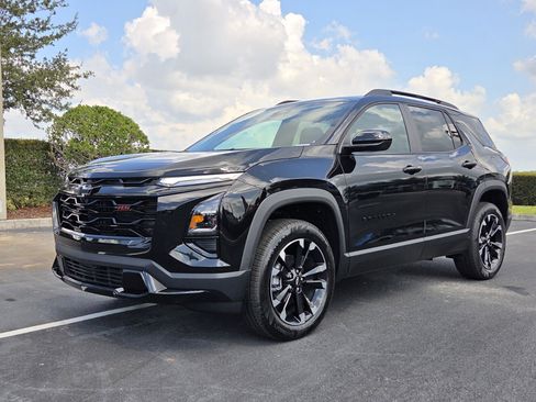 New 2027 Chevrolet Equinox RS w/ LPO, Floor Liner Package FWD image 2