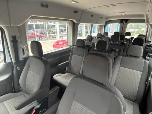 Used 2023 Ford Transit 350 XLT RWD image 15