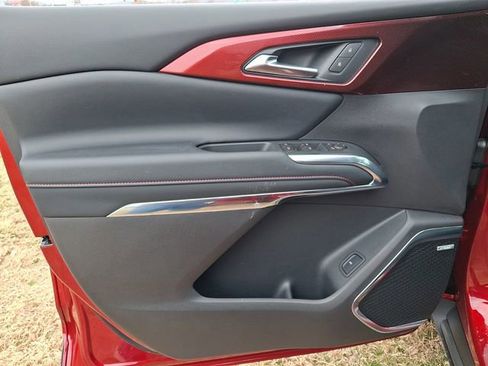 New 2026 Chevrolet Traverse Z71 w/ Enhanced Driving Package image 10