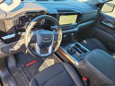 Used 2023 GMC Sierra 1500 Elevation image 13