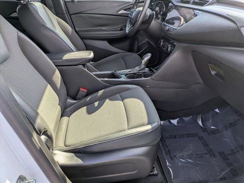 Used 2021 Buick Encore GX Preferred image 17
