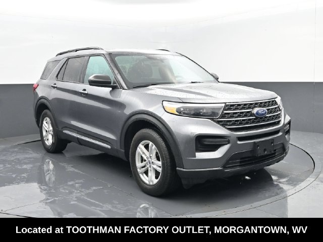 Used 2022 Ford Explorer XLT AWD/4WD image 3