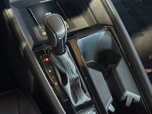 Used 2025 Honda Accord Sport image 18