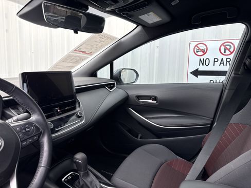 Used 2023 Toyota Corolla SE image 14