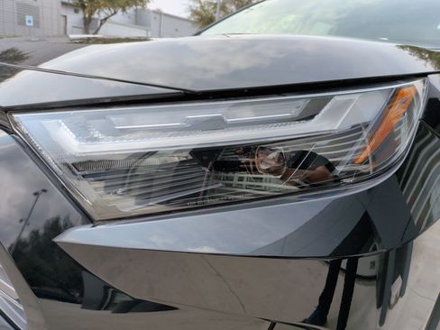 Used 2025 Toyota RAV4 Limited image 6