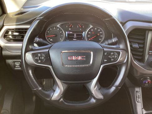 Used 2018 GMC Acadia SLT image 15