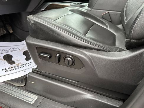 Used 2019 Chevrolet Silverado 1500 LT Trail Boss image 17