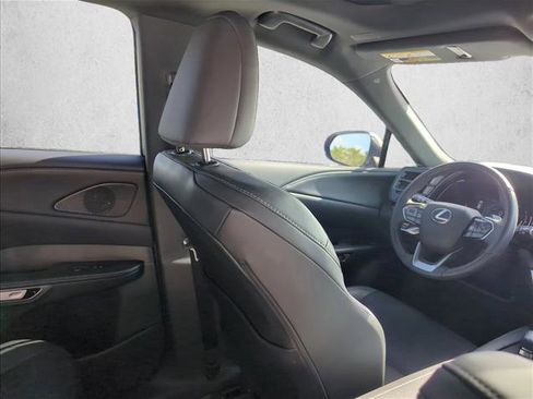 Used 2024 Lexus RX 350h w/ Accessory Package (K3) AWD/4WD image 18