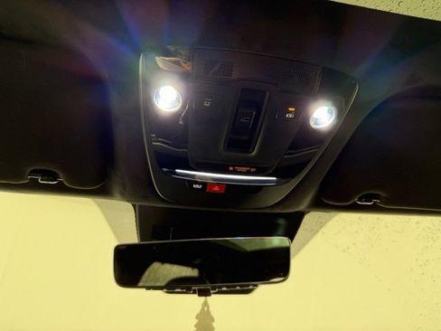 Used 2025 Kia Sorento SX Prestige image 25