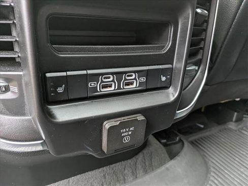 Used 2024 RAM 1500 Laramie AWD/4WD image 26