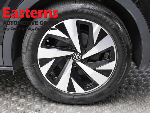 Used 2024 Volkswagen ID.4 2WD image 8