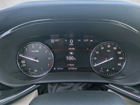 Used 2023 Buick Envision Essence AWD/4WD image 10