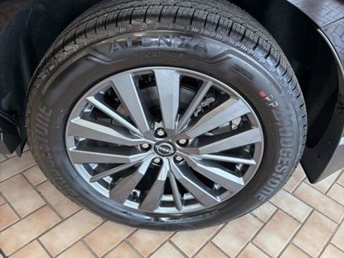 New 2026 Nissan Murano SL AWD/4WD image 11
