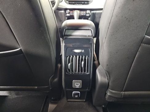 Certified 2025 Jeep Compass Limited image 14