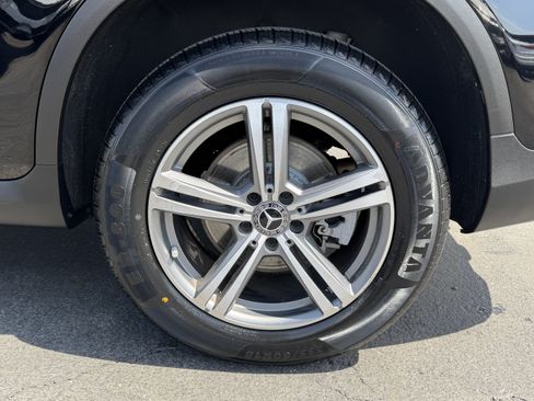 Used 2020 Mercedes-Benz GLC 300 image 11