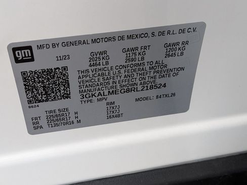 Used 2024 GMC Terrain SLE FWD image 24