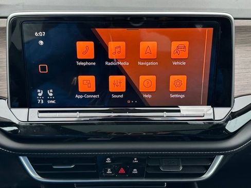 New 2026 Volkswagen Atlas SEL Premium R-Line AWD/4WD image 32