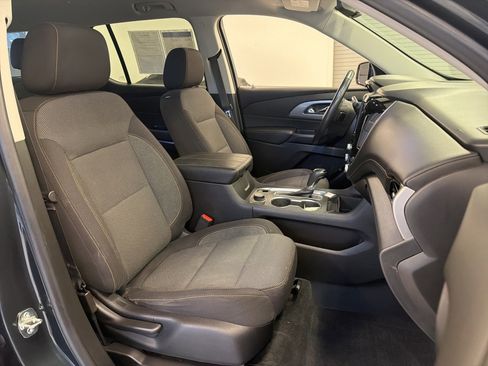 Used 2019 Chevrolet Traverse LT w/ LPO, Floor Liner Package image 43