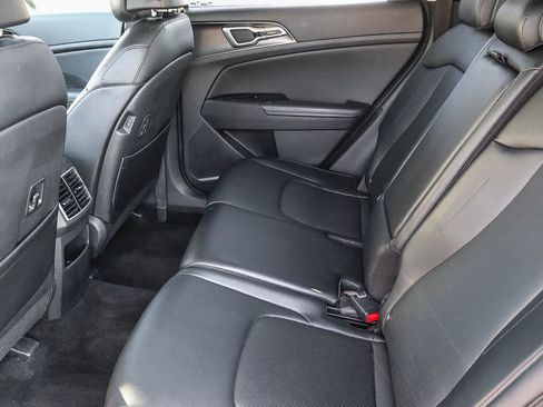 Used 2024 Kia Sportage EX FWD image 15