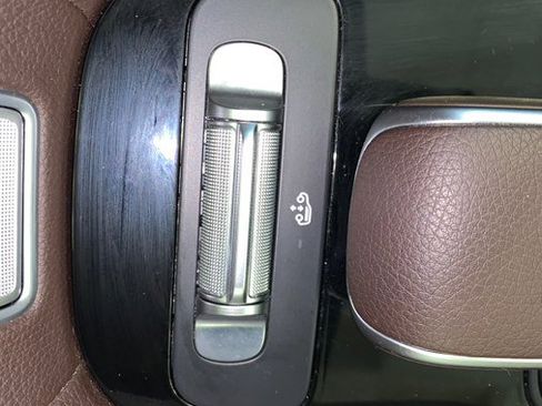 Used 2022 Mercedes-Benz GLS 450 4MATIC image 51