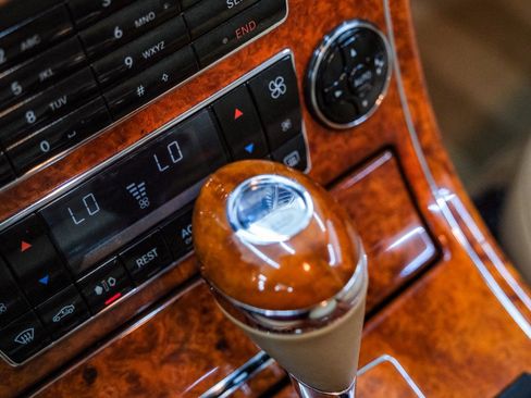 Used 2005 Maybach 57 image 27